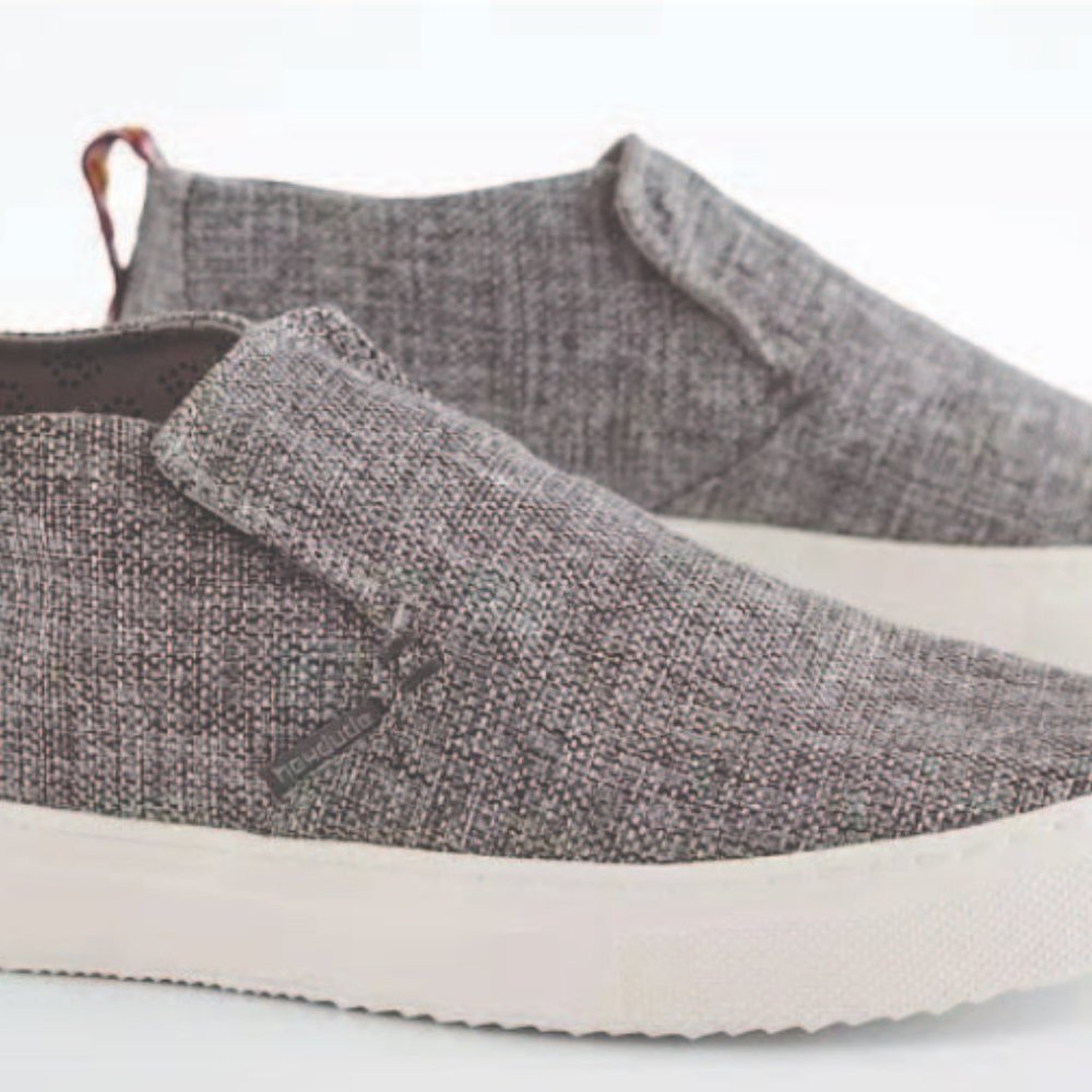 Hey Dude Peyton Shoe Size 40